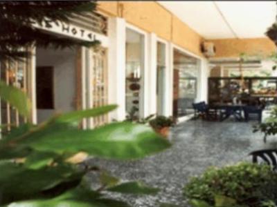 Ilis Hotel Олимпия Экстерьер фото
