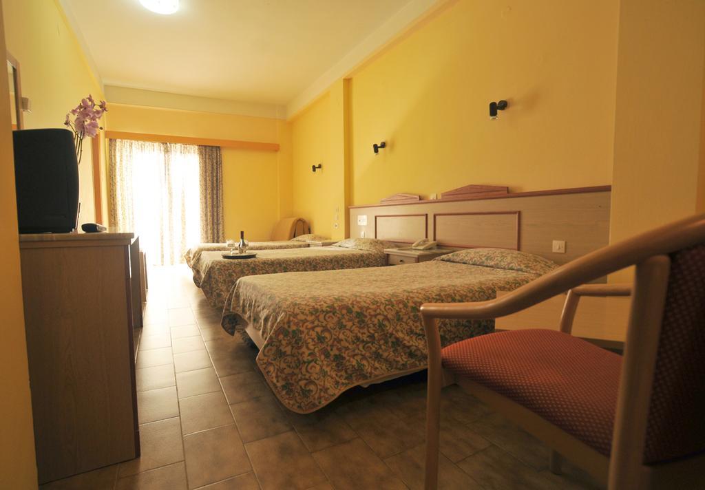 Ilis Hotel Олимпия Экстерьер фото