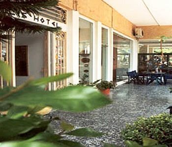 Ilis Hotel Олимпия Экстерьер фото