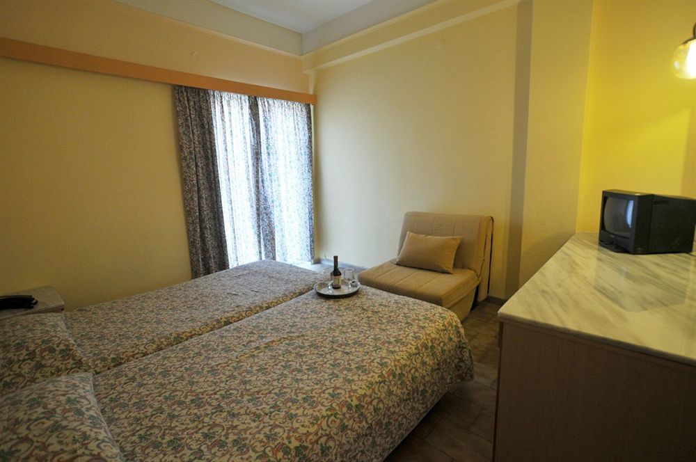 Ilis Hotel Олимпия Экстерьер фото